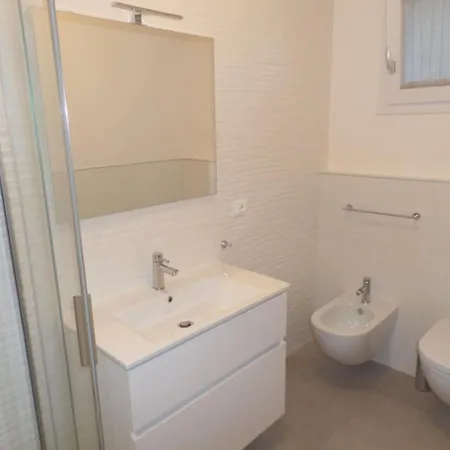 New Flat For Five Guests In A With Pool Apartman Bibione