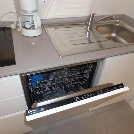 New Flat For Five Guests In A With Pool Apartman