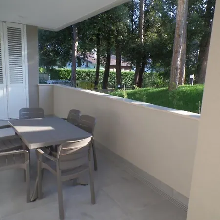 New Flat For Five Guests In A With Pool Apartman Bibione