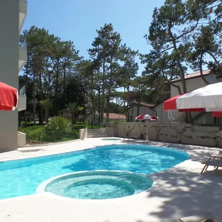 Apartman New Flat For Five Guests In A With Pool